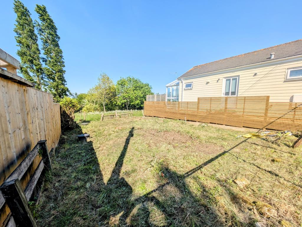 Lot: 92 - LAND WITH PLANNING FOR A DETACHED CHALET STYLE HOME - A Photo of the Land For Sale